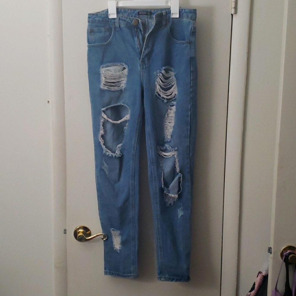 Nasty gal distressed jeans size 6